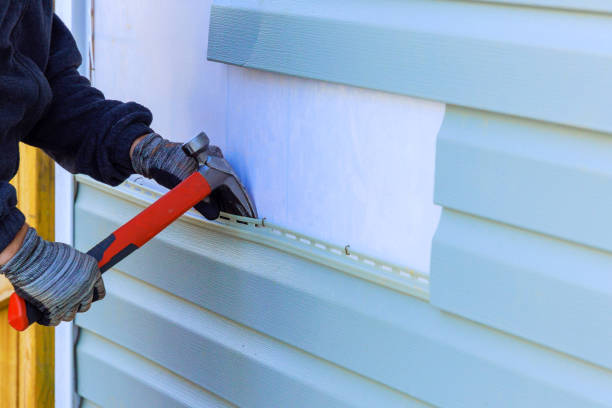 Affordable siding repair and maintenance services in Rolling Hills, CA